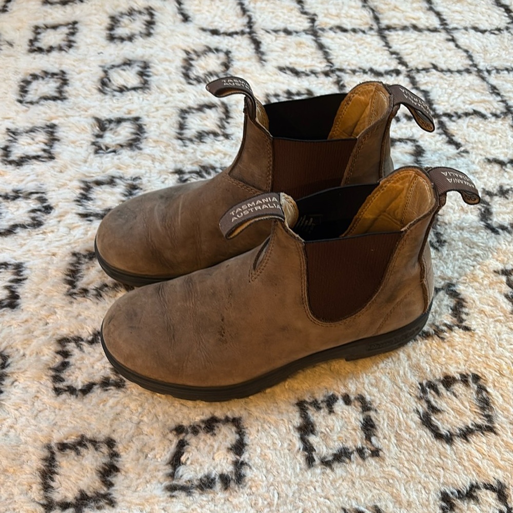 Bluestone Women’s Chelsea’s Boot
#585 in Rustic Brown